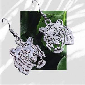 Tiger Head Pendant Drop Earrings - Silver or Gold NWT